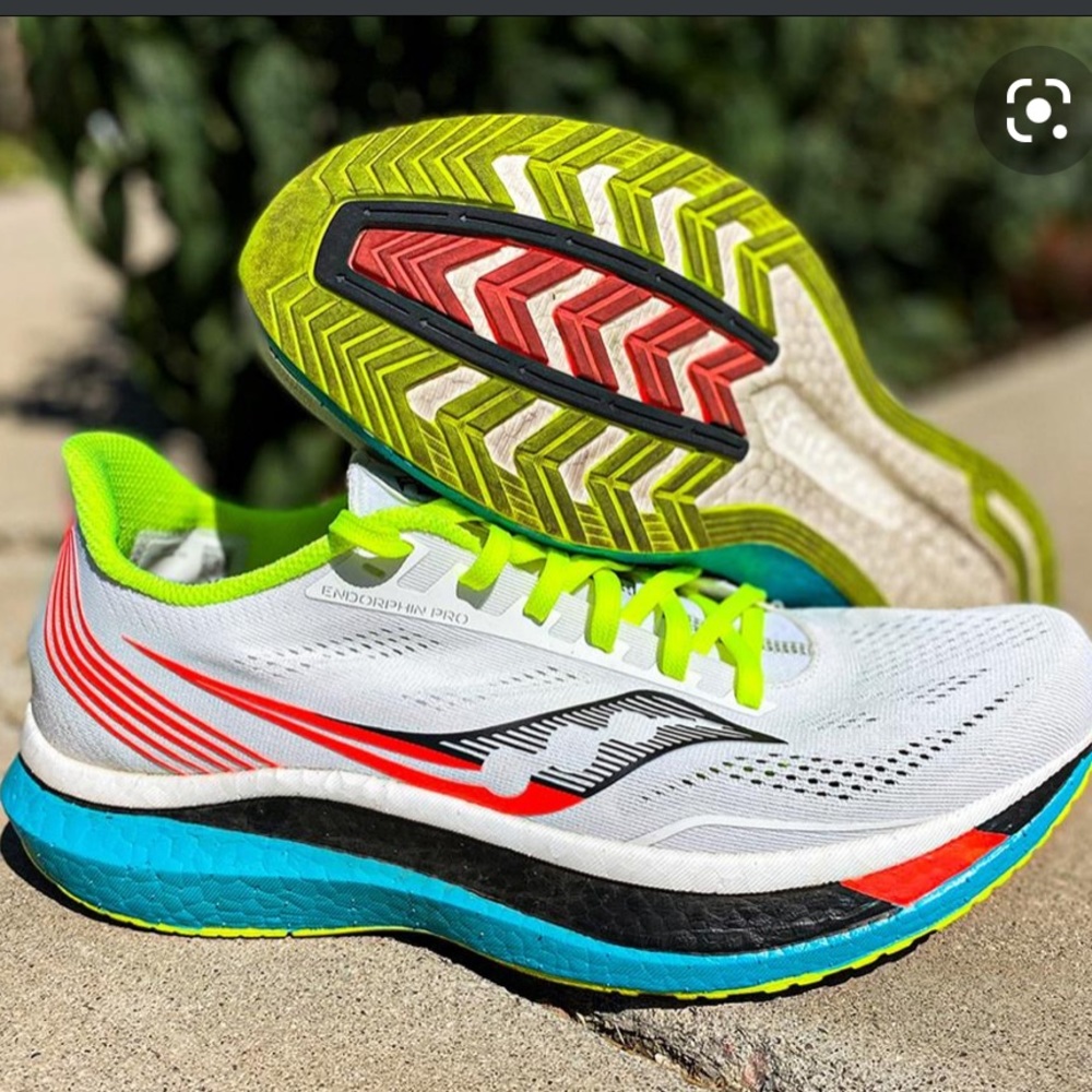 Saucony Endorphin Pro